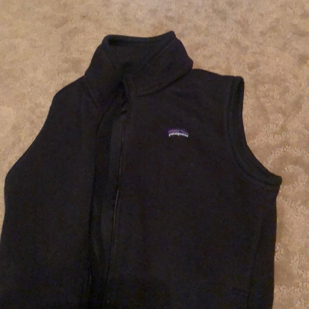 Patagonia Black Womans Vest